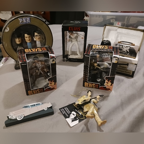 NWT!! ELVIS PRESLEY COLLECTIBLES BUNDLE (7 Items) - Picture 1 of 12